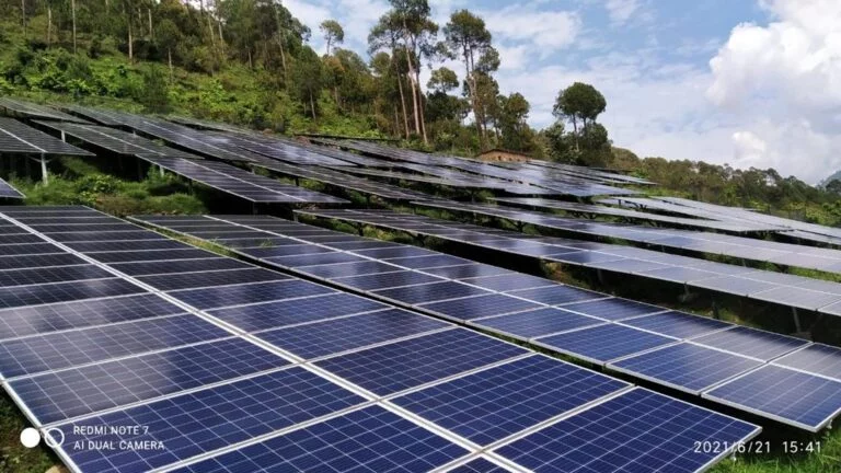 solar panels picture at Pujar